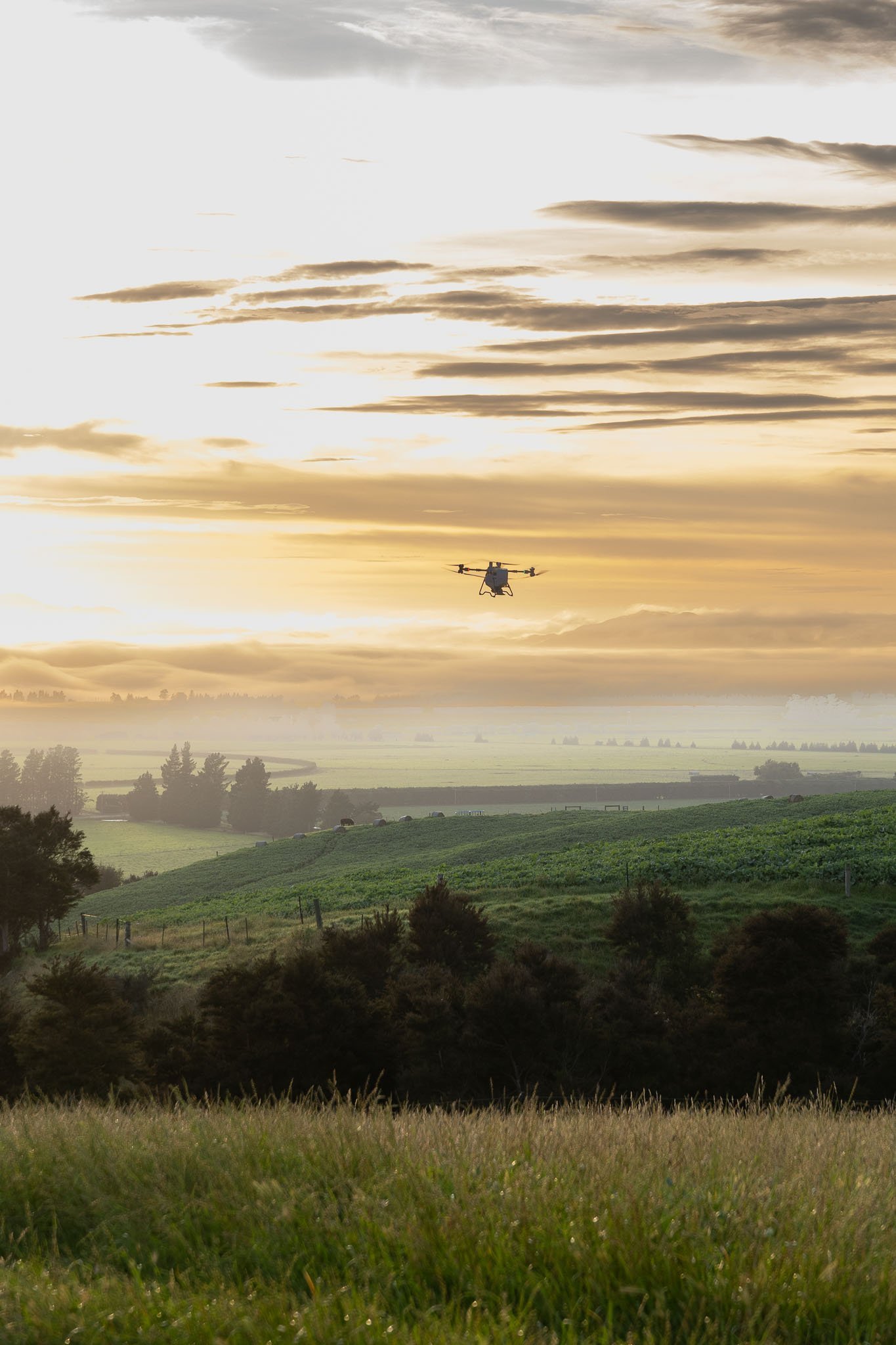 HILLS Fertiliser Spreading & spraying
